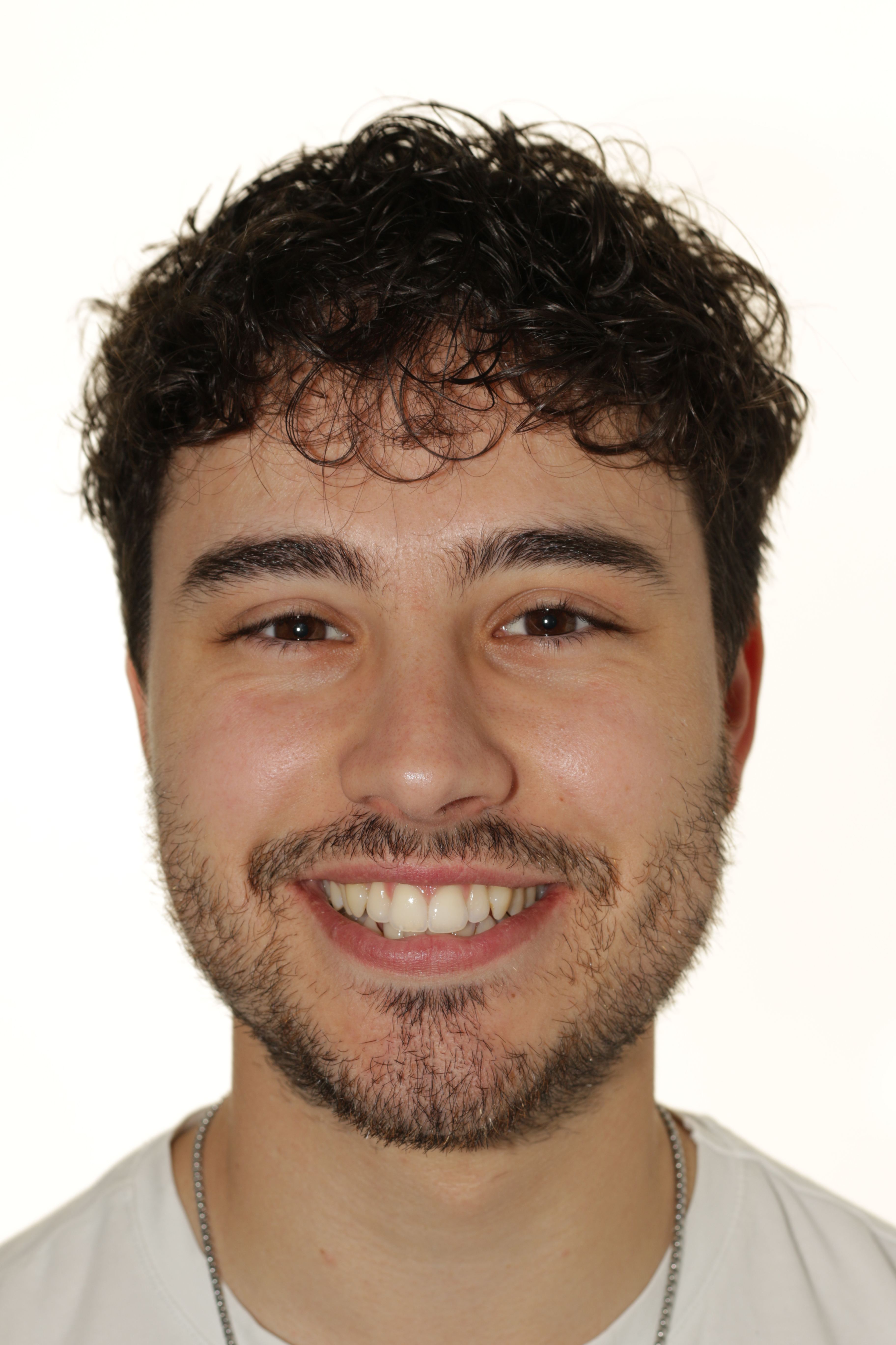 Pablo Velasco, profesor de guitarra y apoyo escolar